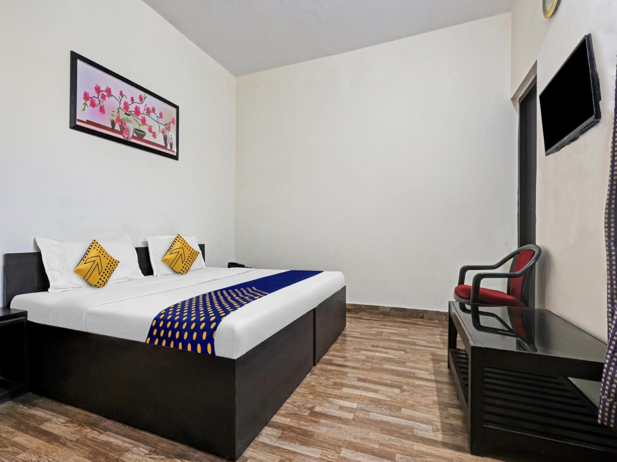 Spot On 81167 Hotel Asdr Rudrapur Dış mekan fotoğraf